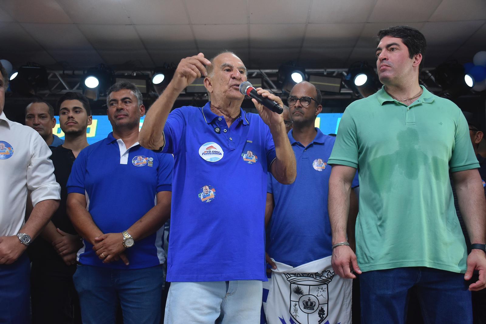 Dezenas de candidatos ao legislativo serrinhense também integraram a convenção Dezenas de candidatos ao legislativo serrinhense também integraram a convenção