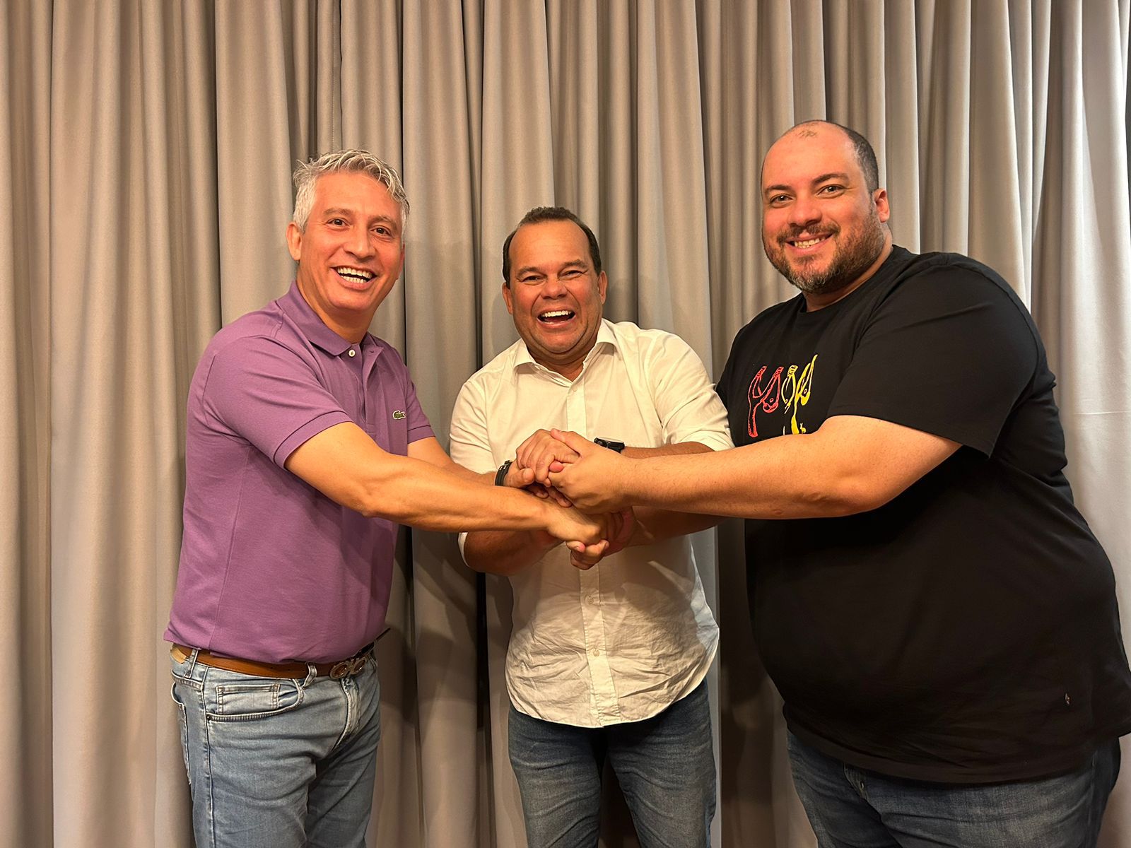 Henrique Carballal desmente saída da coordenação da campanha de Geraldo Jr Henrique Carballal desmente saída da coordenação da campanha de Geraldo Jr