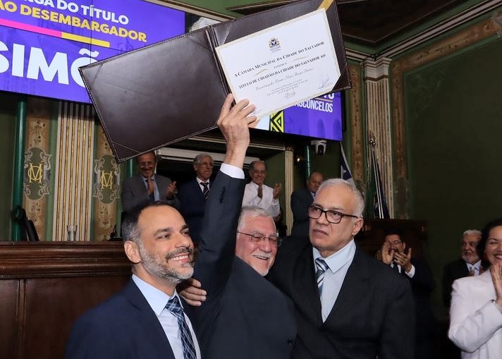 O evento contou com a presença de magistrados, advogados, servidores, familiares, amigos e outras autoridades O evento contou com a presença de magistrados, advogados, servidores, familiares, amigos e outras autoridades