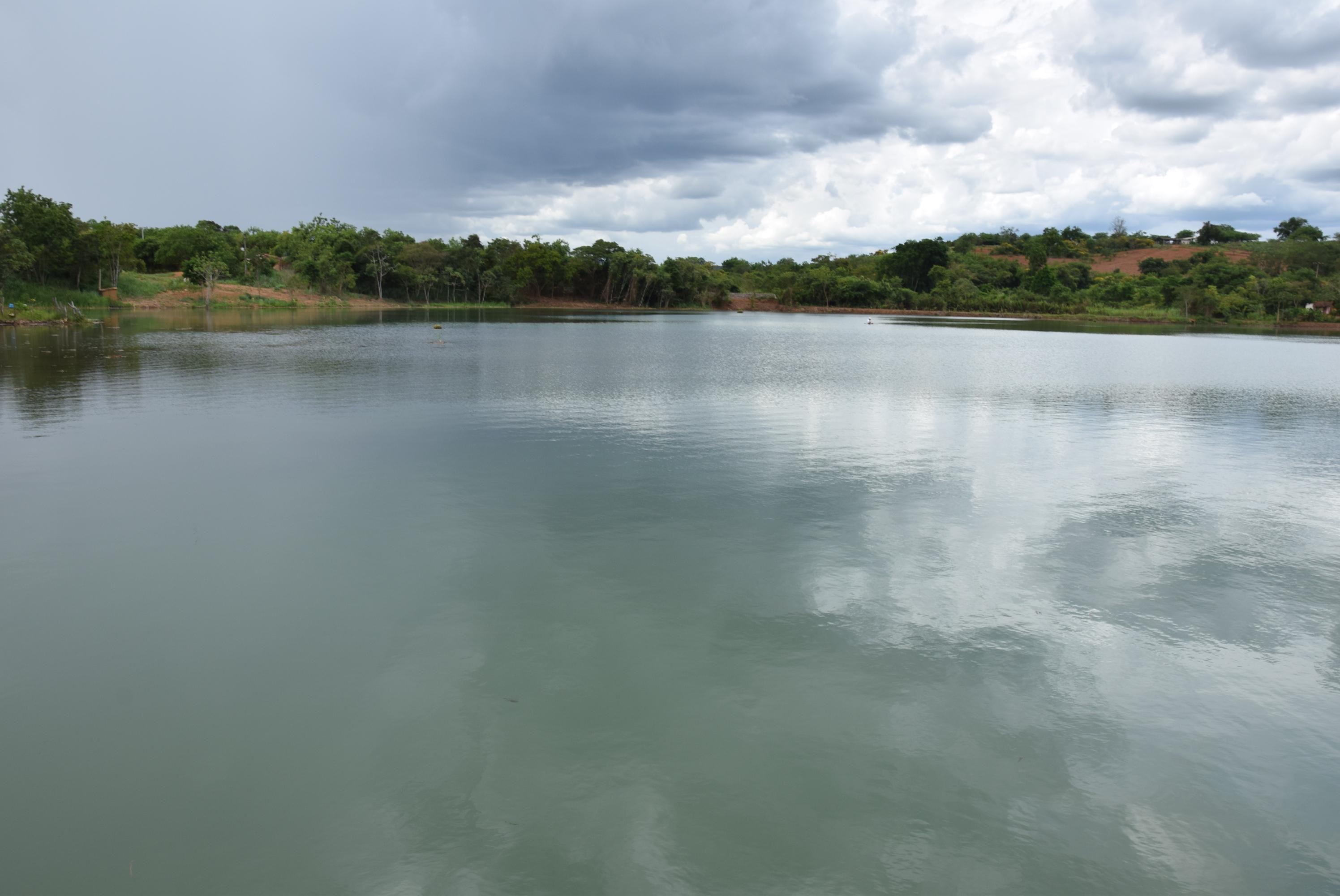A ação é promovida em articulação com o Comitê da Bacia Hidrográfica (CBH) e a Associação dos Agricultores da Bacia do Rio Utinga (AABU) A ação é promovida em articulação com o Comitê da Bacia Hidrográfica (CBH) e a Associação dos Agricultores da Bacia do Rio Utinga (AABU)