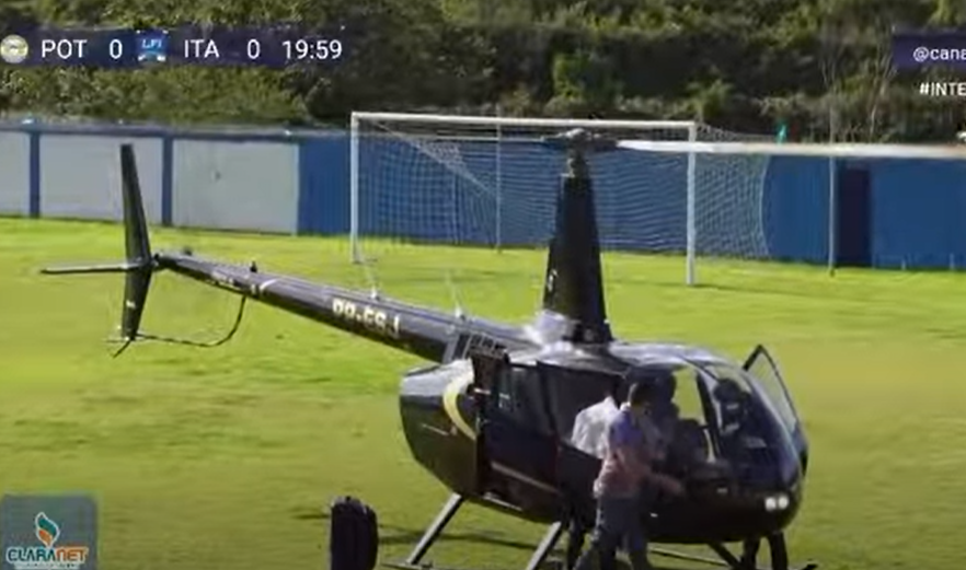 Neto Carletto embarcou na aeronave que pousou no campo Neto Carletto embarcou na aeronave que pousou no campo