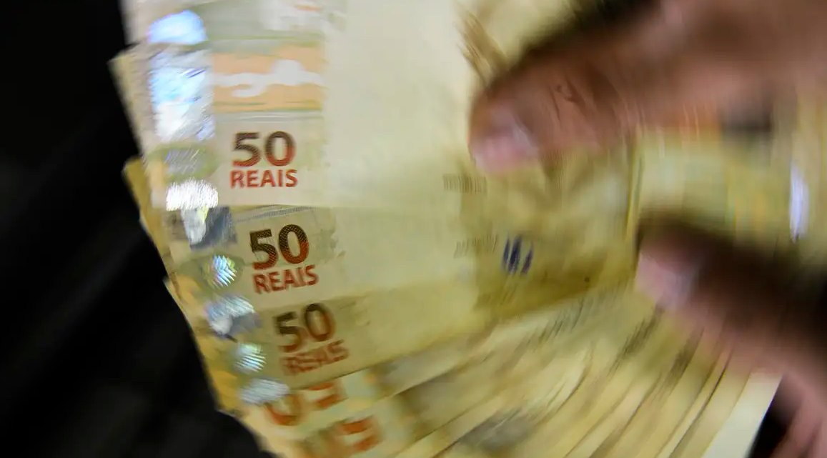 Receita arrecadada de janeiro a agosto soma R$ 1,7 trilhão