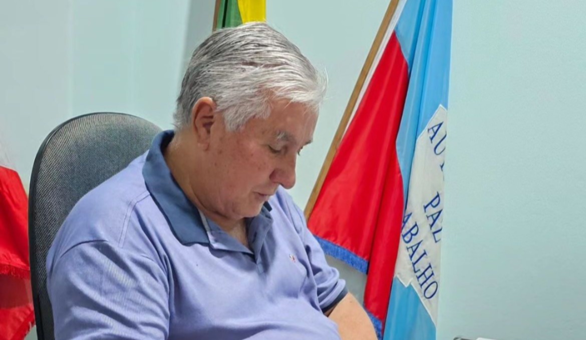 Os representados foram notificados e têm um prazo de cinco dias para apresentarem sua defesa Os representados foram notificados e têm um prazo de cinco dias para apresentarem sua defesa