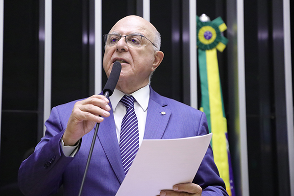Deputado Arnaldo Jardim (Cidadania-SP), relator do projeto do combustível do futuro