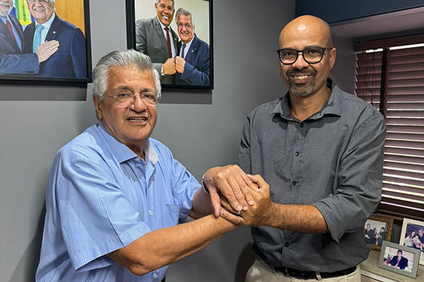 O deputado federal Bacelar e o presidente municipal do Podemos em Ilhéus, Vagner Carvalho Lavigne