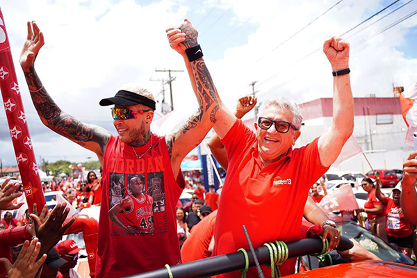 Imagem de Com 93,89% de urnas apuradas em Camaçari, Luiz Caetano pode ser declarado prefeito eleito Imagem de Com 93,89% de urnas apuradas em Camaçari, Luiz Caetano pode ser declarado prefeito eleito