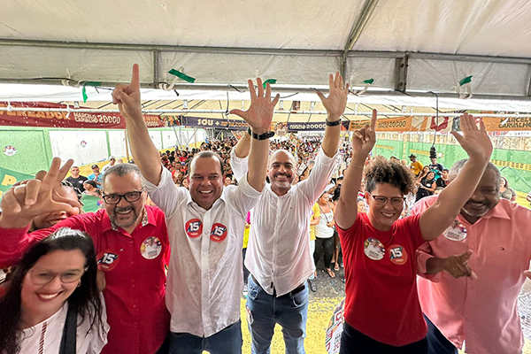 Ato de campanha do candidato a vereador Marcelo Carvalho (Podemos) Ato de campanha do candidato a vereador Marcelo Carvalho (Podemos)