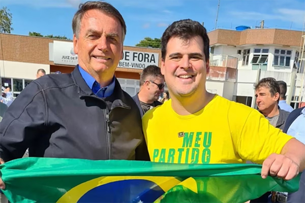 O ex-presidente Jair Bolsonaro com o candidato a prefeito de Belo horizonte Bruno Engler (PL) O ex-presidente Jair Bolsonaro com o candidato a prefeito de Belo horizonte Bruno Engler (PL)