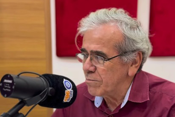 O ex-prefeito de Teixeira de Freitas e médico João Bosco (PT) O ex-prefeito de Teixeira de Freitas e médico João Bosco (PT)