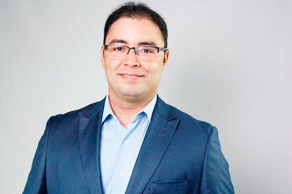 O candidato a prefeito de Paulo Afonso Mário Galinho (PSD)