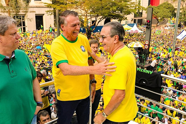 Tarcísio de Freitas, Jair Bolsonaro e Silas Malafaia em manifestação do 7 de Setembro na Avenida Paulista 