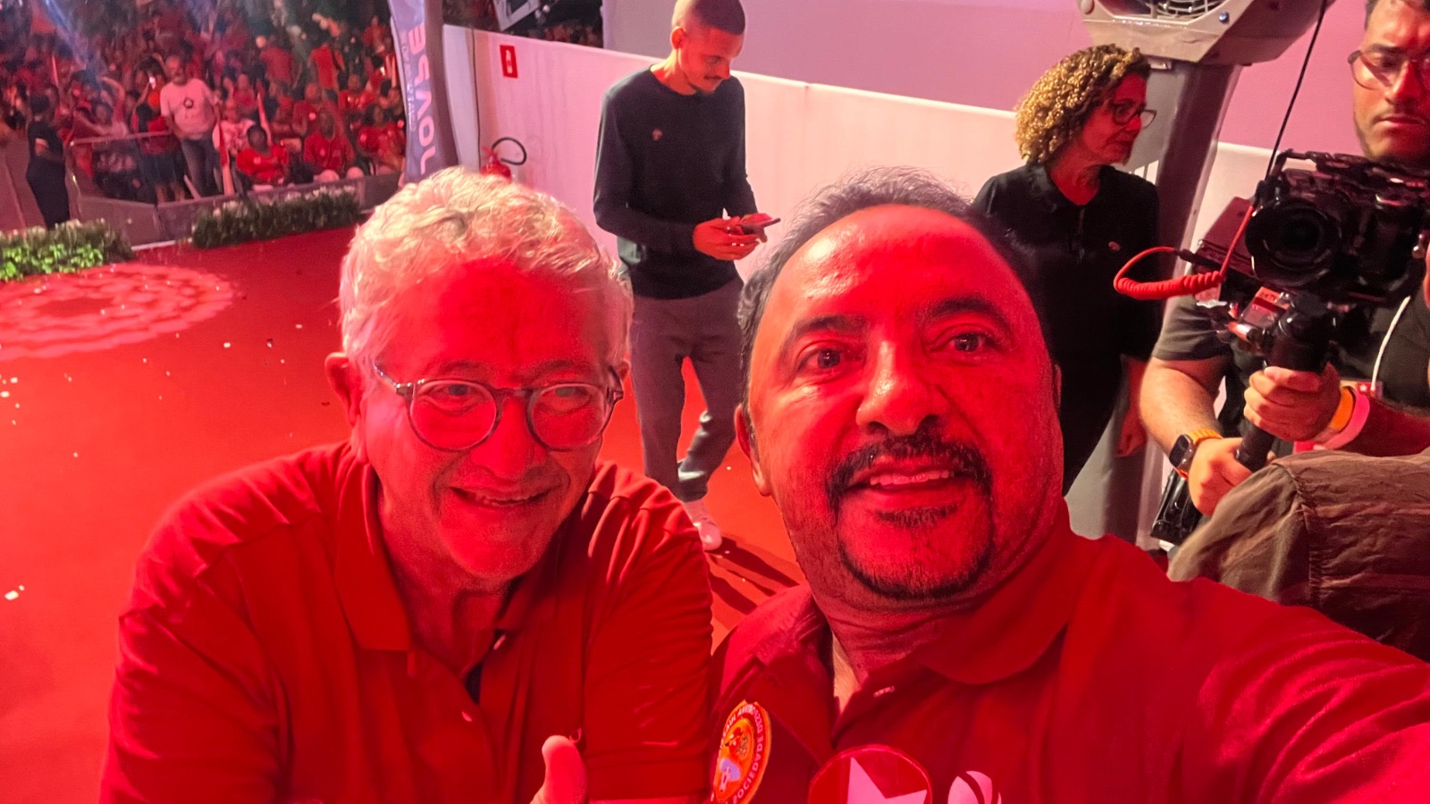 Luiz Caetano (PT) e Roberto Carlos (PV)