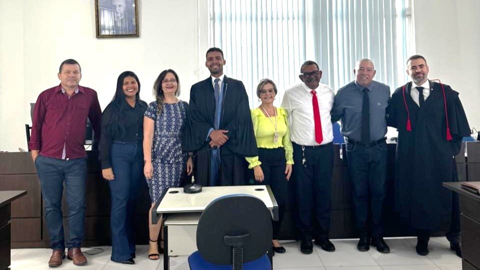 A iniciativa contou com o apoio de servidores e oficiais de justiça A iniciativa contou com o apoio de servidores e oficiais de justiça