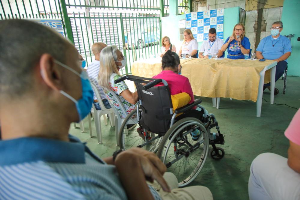 As vagas visam ampliar a inclusão social para as pessoas com deficiência.