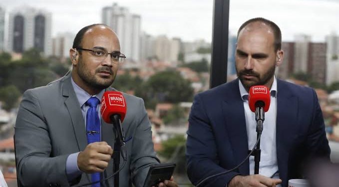 Imagem de 'Parece que não aprendeu nada', diz Eduardo Bolsonaro a Capitão Alden em novo "exposed"
