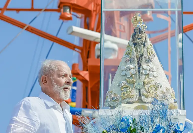 Ato é realizado há mais de 200 anos e reúne milhares de pessoas