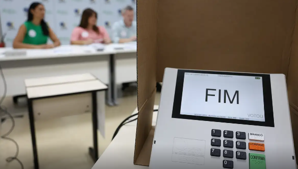  Evento é um procedimento de praxe na véspera da eleição