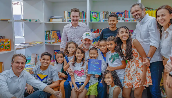  Presidente quer incluir piscinas nas áreas de lazer do programa