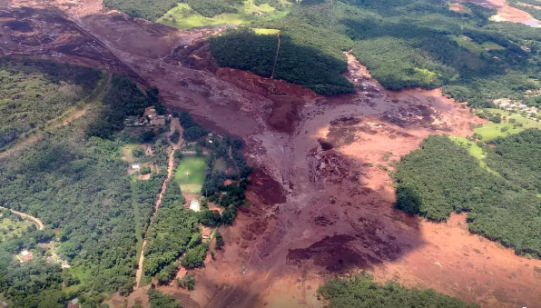  Após voto do relator do caso, julgamento é suspenso