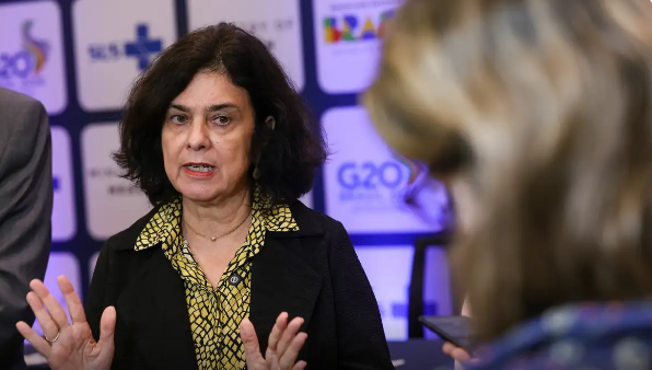  Ministra diz que caso de transmissão de HIV deve ser apurado com rigor