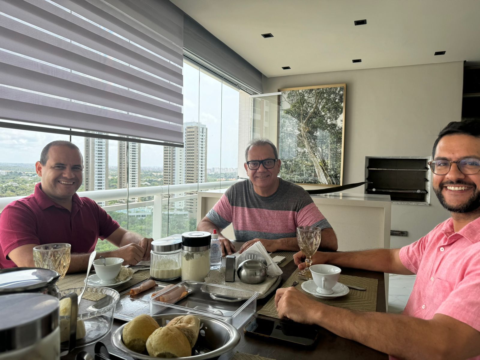 30 vereadores apoiam reeleição de Carlos Muniz para a presidência da Câmara