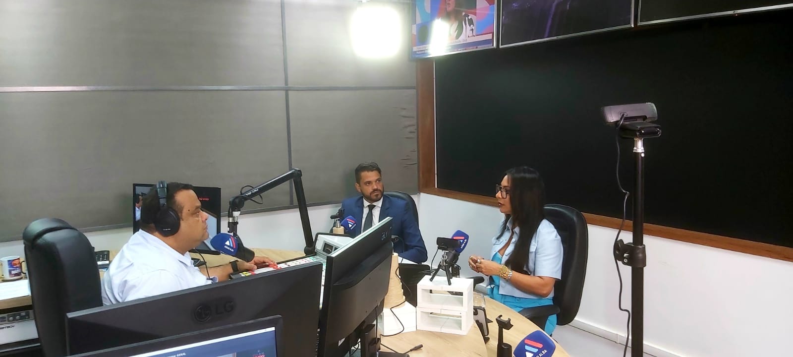 A advogada Ana Patrícia Dantas Leão foi a entrevistada da Rádio Alba desta segunda-feira (14)