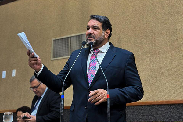 O deputado estadual Alan Sanches (União Brasil), líder da oposição na Assembleia Legislativa da Bahia