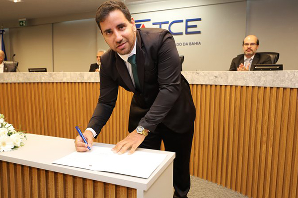 Bruno Gonçalves Cabral tomou posse no início de outubro no TCE-BA