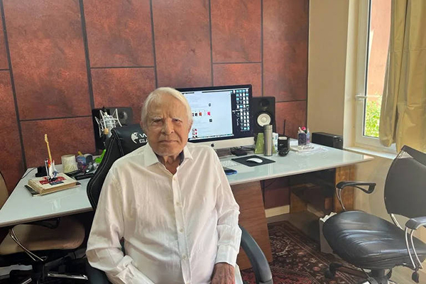 O apresentador e locutor Cid Moreira, que morreu nesta quinta-feira (3) aos 97 anos