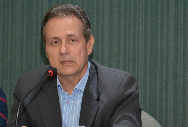 Maurício Trindade Maurício Trindade