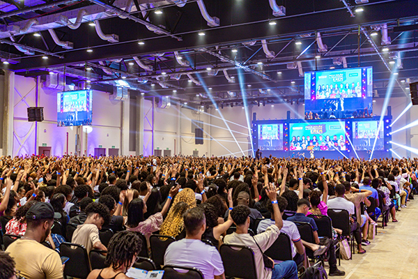 Prefeitura promove mega aulão do Enem no Centro de Convenções de Salvador