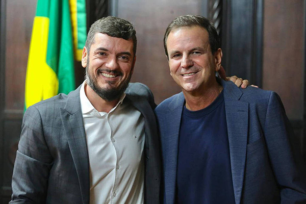 O presidente da Alerj, Rodrigo Bacellar (União), e o prefeito reeleito do Rio de Janeiro, Eduardo Paes (PSD)