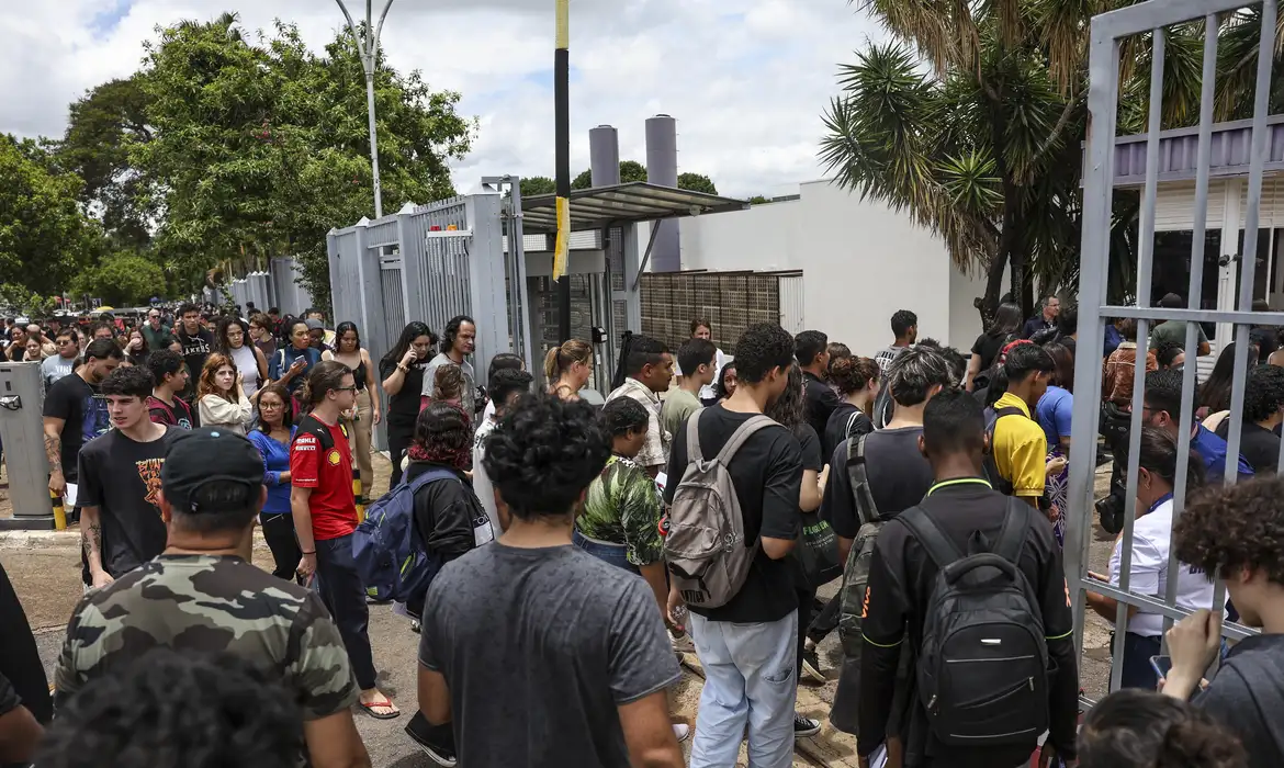 Resolução estabelece itinerários formativos com disciplinas opcionais
