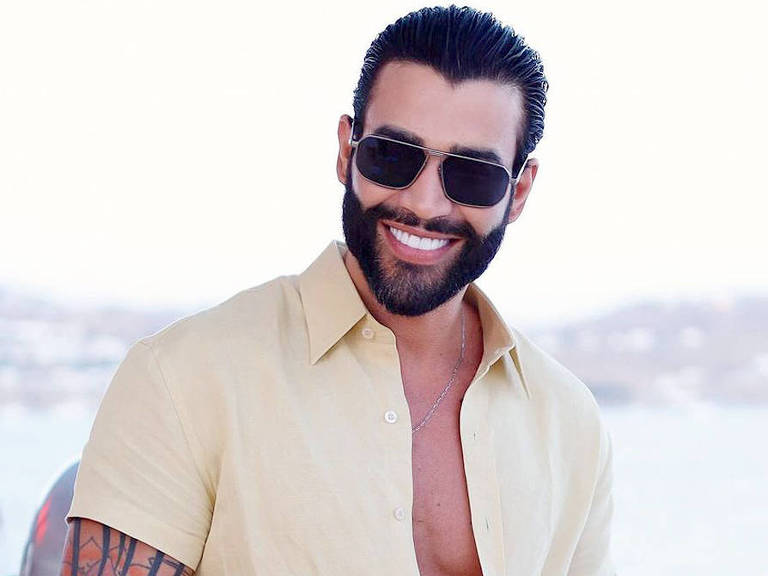 Cantor Gusttavo Lima durante férias na Grécia