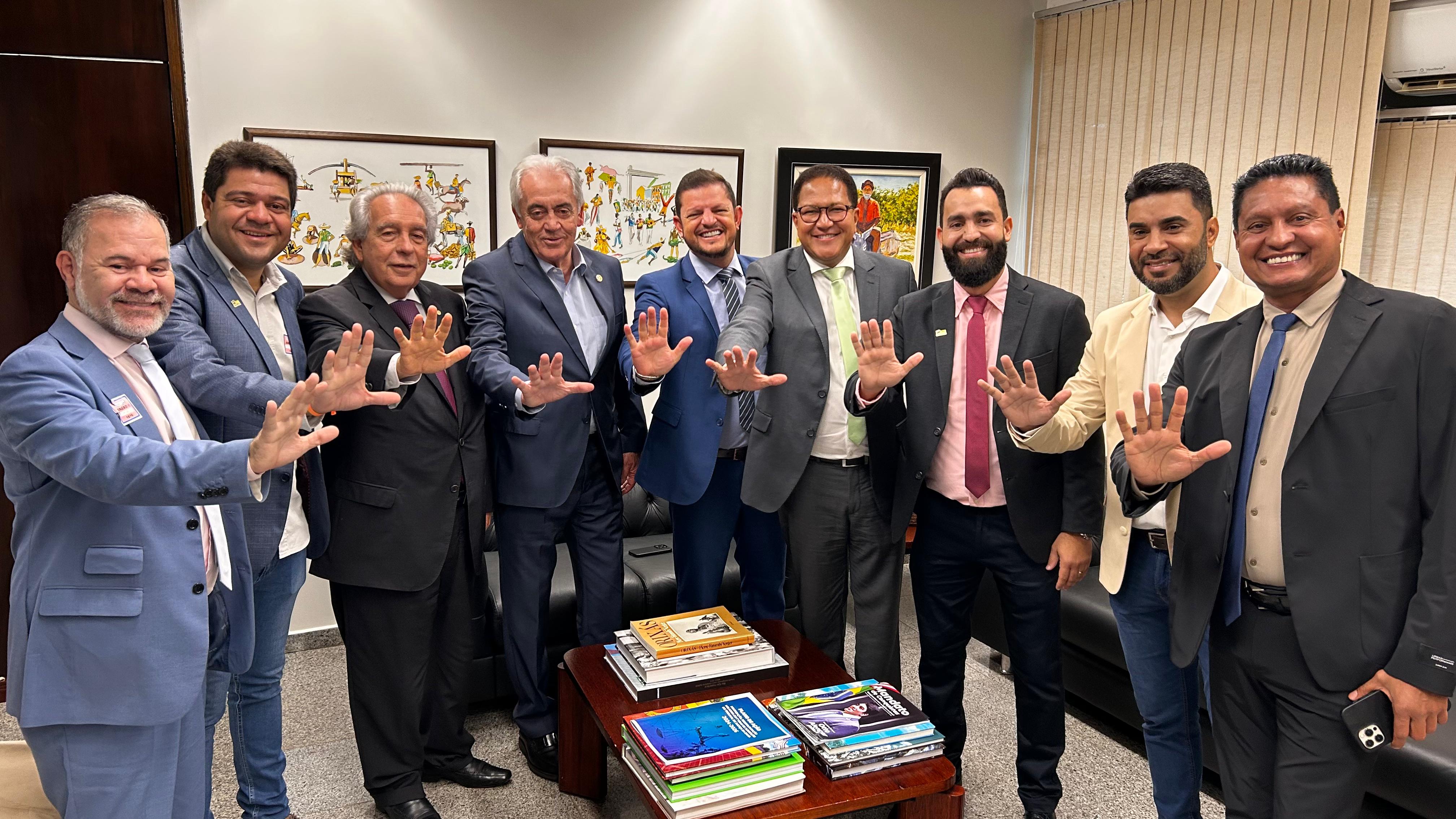 Augusto Castro recebe sinal verde de Otto e faz ofensiva pela presidência da UPB