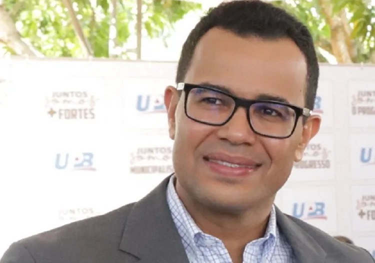  Silva Neto, ex-prefeito de Araci