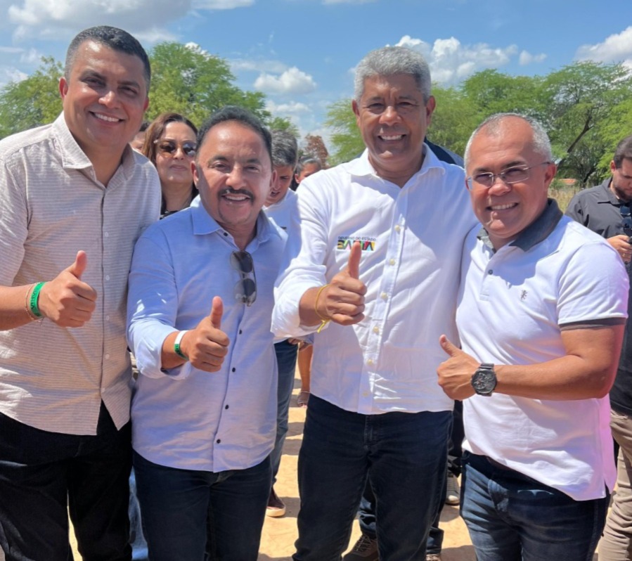 O deputado participou de solenidade para a entrega de melhorias nesta quinta-feira (14)