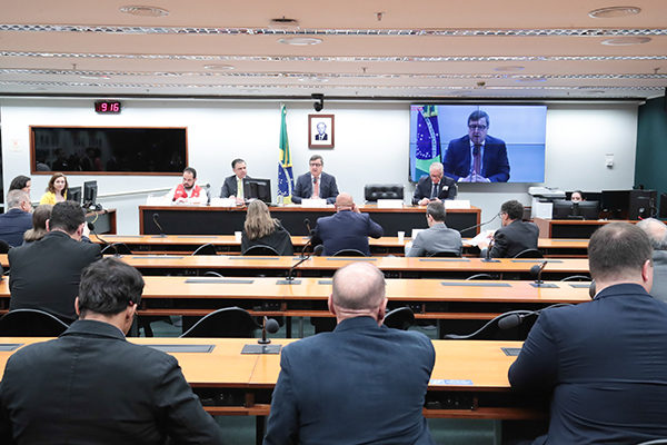 Representantes de agências reguladoras participaram de uma audiência pública na Comissão de Desenvolvimento Econômico da Câmara dos Deputados