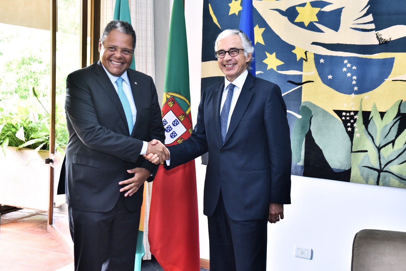 O presidente do Grupo-Parlamentar Brasil-Portugal, deputado federal Antonio Brito (PSD) e o presidente da Assembleia da República portuguesa, deputado José Pedro Aguiar-Branco O presidente do Grupo-Parlamentar Brasil-Portugal, deputado federal Antonio Brito (PSD) e o presidente da Assembleia da República portuguesa, deputado José Pedro Aguiar-Branco