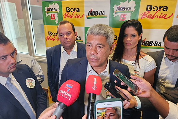 O governador Jerônimo Rodrigues (PT)