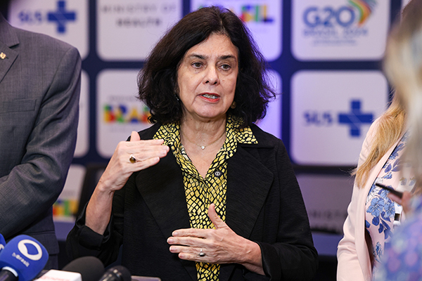 Nísia Trindade, ministra da Saúde