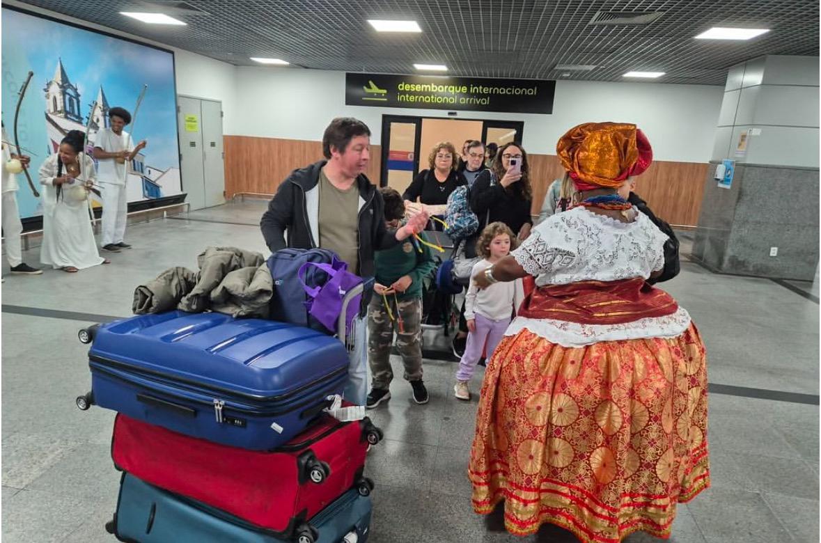 A liderança baiana deixou em segundo lugar o Ceará, que recebeu 85,7 mil estrangeiros, seguido de Pernambuco, com 57,7 mil