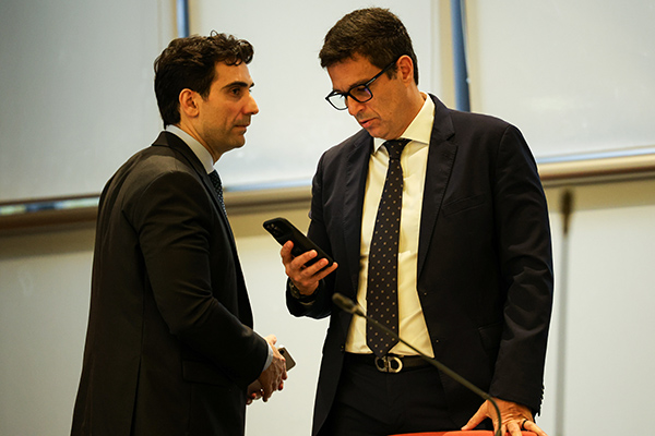 Futuro presidente do BC, Gabriel Galípolo, e atual chefe do órgão, Roberto Campos Neto