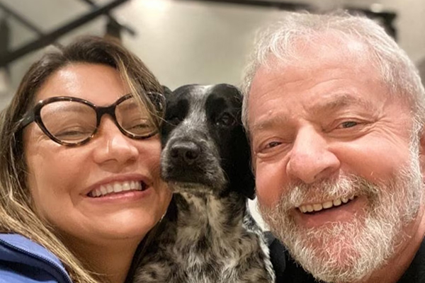 A primeira-dama, Rosângela da Silva, a Janja e o presidente Luiz Inácio Lula da Silva