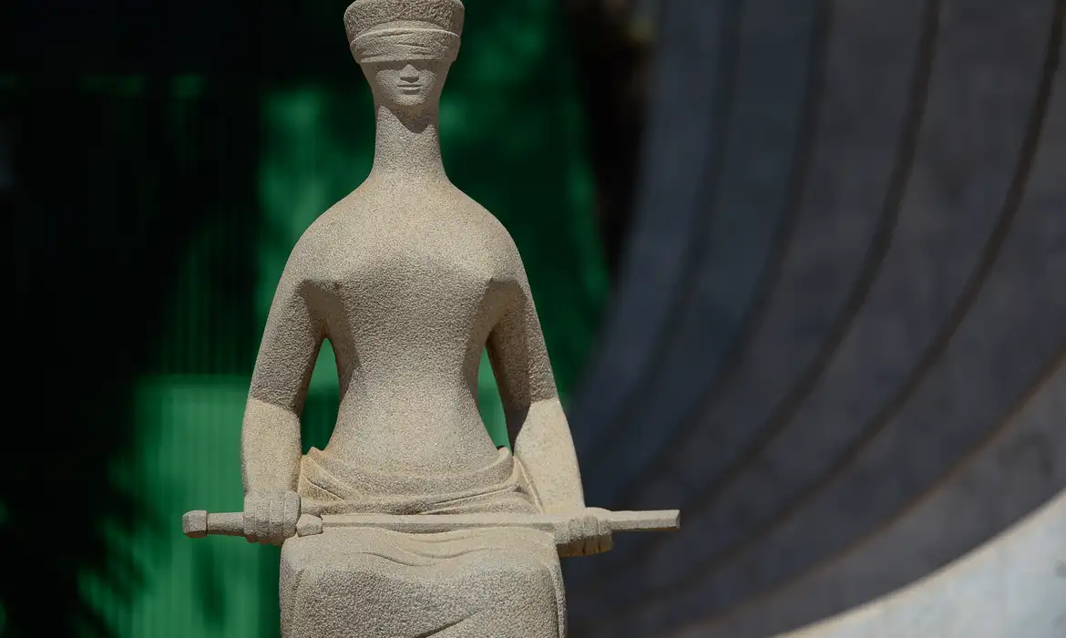 Supremo Tribunal Federal (STF) Supremo Tribunal Federal (STF)