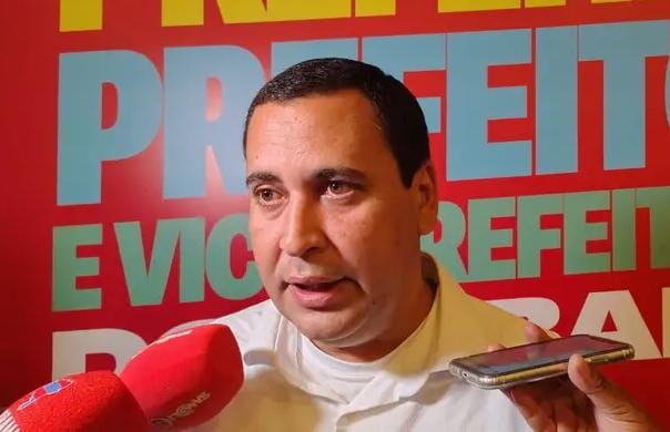 Éden Valadares, presidente do PT na Bahia Éden Valadares, presidente do PT na Bahia