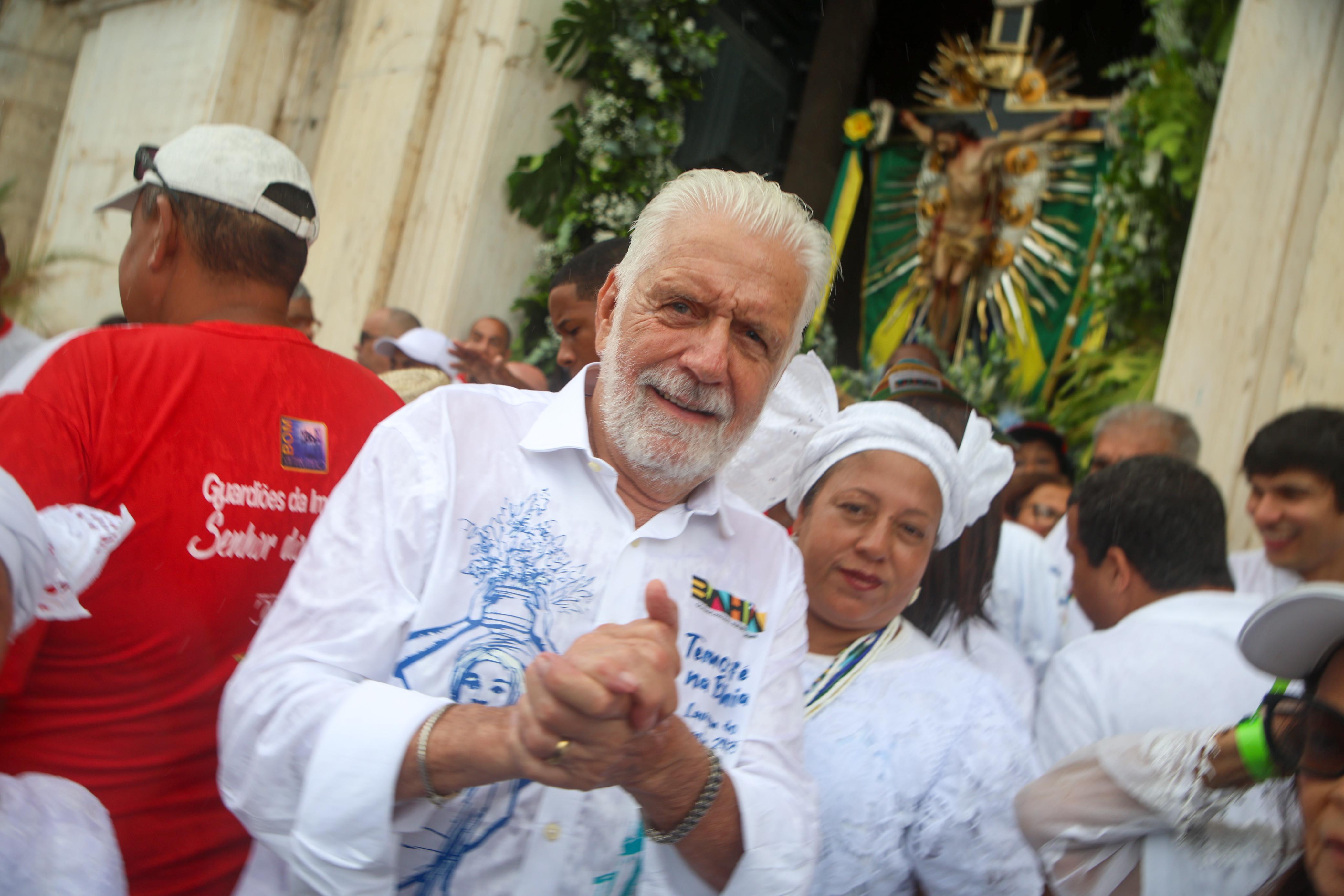 Jaques Wagner critica fake news sobre o Pix e descarta racha no grupo político para 2026