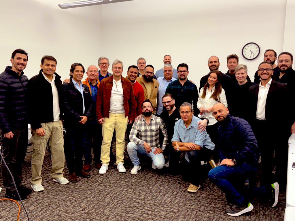 Na oportunidades, eles participaram de um curso sobre ciência política ministrado pelo jornalista e empresário Paulo Figueiredo