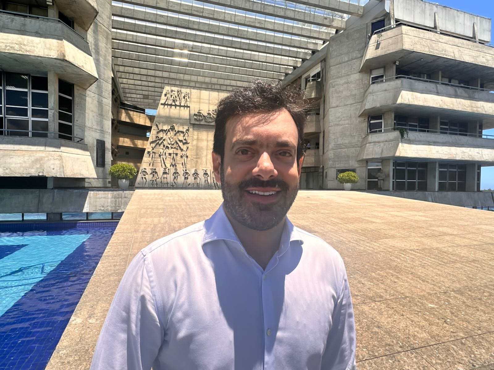 Deputado Tiago Correia (PSDB)