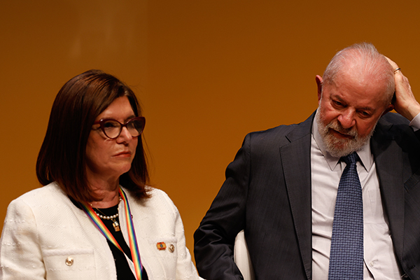 A presidente da Petrobras, Magda Chambriard, com o presidente Luiz Inácio Lula da Silva (PT) A presidente da Petrobras, Magda Chambriard, com o presidente Luiz Inácio Lula da Silva (PT)